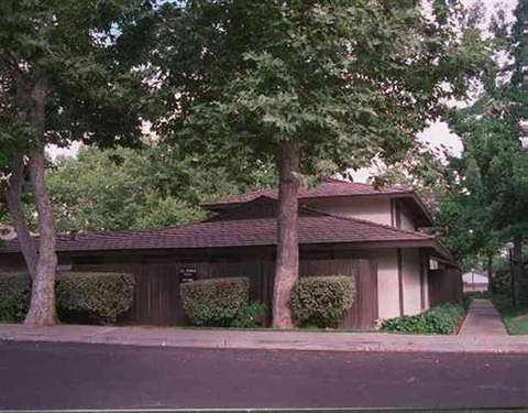 5455 Roundtree Pl #D, Concord, CA 94521 photo 1