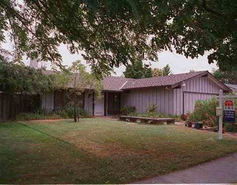 36136 Spruce St, Newark, CA 94560 photo 1