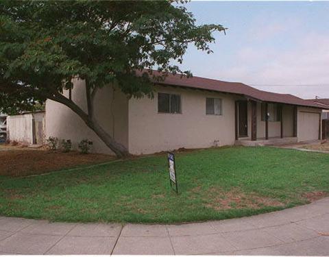37085 Maple St, Newark, CA 94560 photo 1