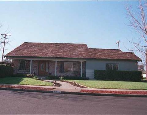 1033 Bermuda Dr, Concord, CA 94518 photo 1