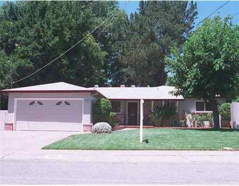 3825 Juniper Dr, Concord, CA 94519 photo 1