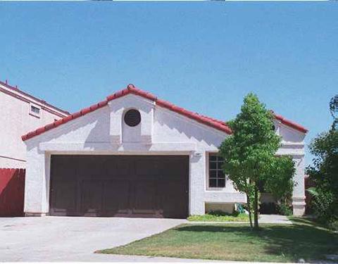 1067 Monfredo Dr, Pittsburg, CA 94565 photo 1