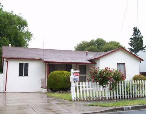 2441 Mountain View Dr, Concord, CA 94520 photo 1