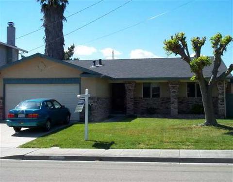 6816 Eden St, Dublin, CA 94568 photo 1