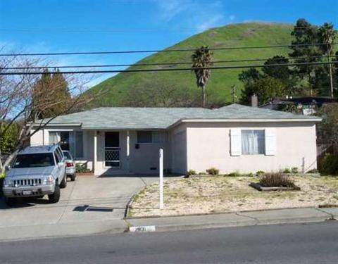 2831 Estates Ave, Pinole, CA 94564 photo 1