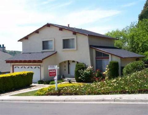 424 Violet Rd, Hercules, CA 94547 photo 1