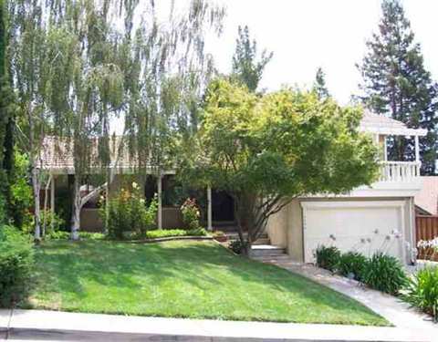 3526 Honeysuckle Way, Concord, CA 94518 photo 1