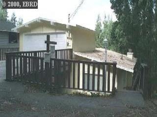 6171 Westover Dr, Oakland, CA 94611 photo 1