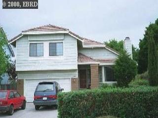 1405 Montecito Ln, Pinole, CA 94564 photo 1