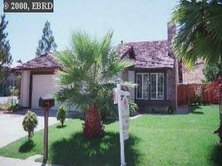 355 Willowcreek Ln, Martinez, CA 94553 photo 1