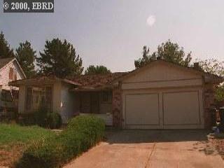 812 Tradewind Ln, Rodeo, CA 94572 photo 1