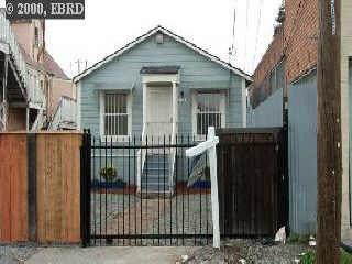 1236 30th St, Oakland, CA 94608 photo 1