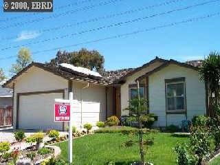 2203 Daffodil Dr, Pittsburg, CA 94565 photo 1