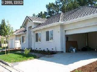 911 Estrella Ct, Concord, CA 94518 photo 1