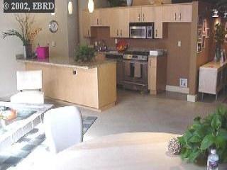 201 4th St #402, Oakland, CA 94607 photo 1