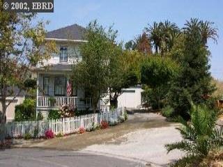 139 Bay St, Hercules, CA 94547 photo 1