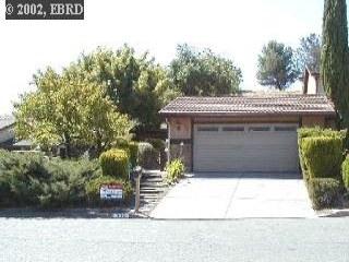 930 Pinon Dr, Martinez, CA 94553 photo 1