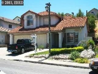 160 Farragut St, Hercules, CA 94547 photo 1