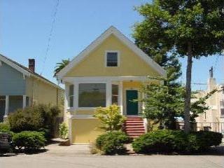 2212 Byron St, Berkeley, CA 94702 photo 1