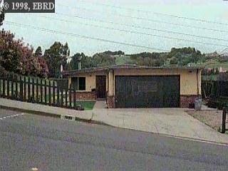 1699 Sarah Dr, Pinole, CA 94564 photo 1