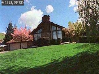 4 Magee Ct, Moraga, CA 94556 photo 1