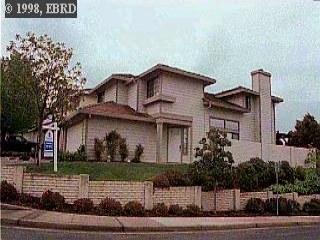 2266 Foxhill Dr, Martinez, CA 94553 photo 1
