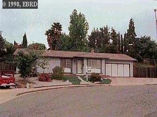 828 Palisade Dr, Martinez, CA 94553 photo 1