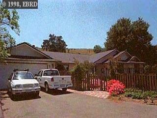 12 Adelaide Dr, Martinez, CA 94553 photo 1