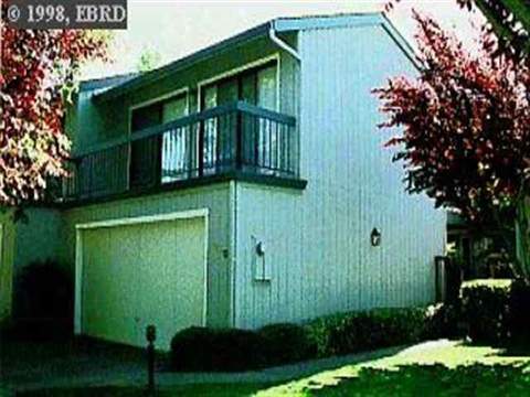859 Augusta Dr, Moraga, CA 94556 photo 1