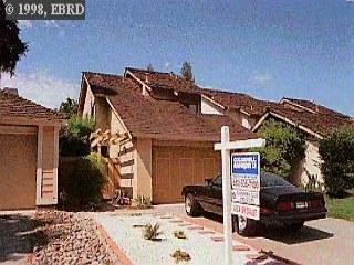 893 Malibu Dr, Concord, CA 94518 photo 1