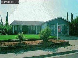 2010 Olympic Dr, Martinez, CA 94553 photo 1