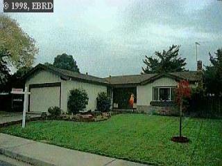 851 Grenola Dr, Concord, CA 94518 photo 1