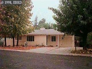 1241 Peach Pl, Concord, CA 94518 photo 1