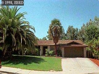 5258 Phillips Pl, Concord, CA 94521 photo 1