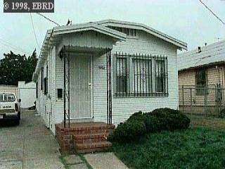 5932 Bromley Ave, Oakland, CA 94621 photo 1