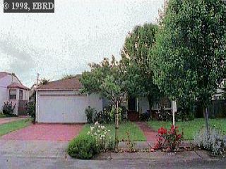 279 Bowling Green St, San Leandro, CA 94577 photo 1