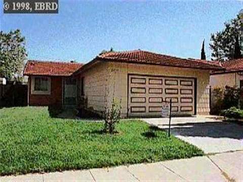 2469 Cobblestone Dr, Hayward, CA 94545 photo 1