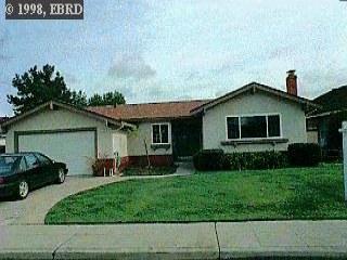 710 Hazel St, Livermore, CA 94550 photo 1