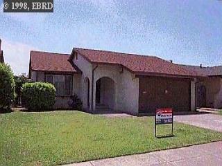 4424 Bell Ave, Richmond, CA 94804 photo 1
