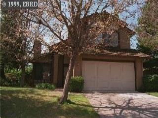 2425 Hill View Ln, Pinole, CA 94564 photo 1