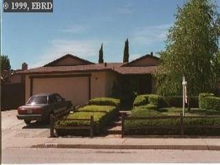 923 Coral Dr, Rodeo, CA 94572 photo 1