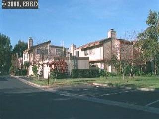 405 Olympus #4, Hercules, CA 94547 photo 1