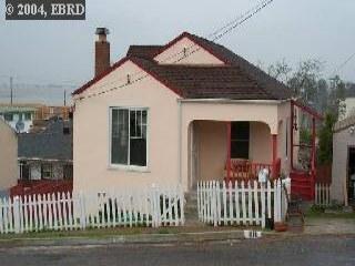 816 1st St, Rodeo, CA 94572 photo 1