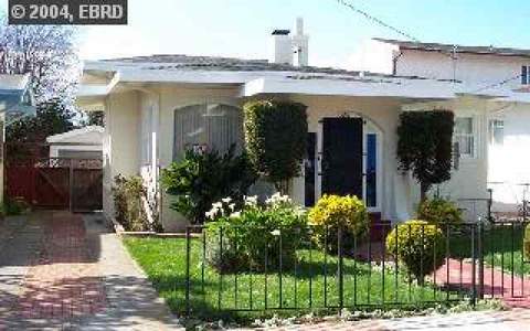 3026 Stanton St, Berkeley, CA 94702 photo 1