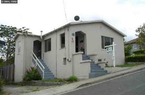 771 Smith Ave, Pinole, CA 94564 photo 1