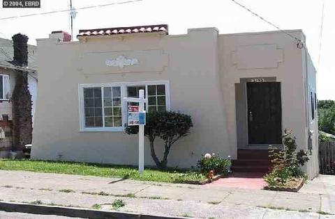 1745 E 23rd St, Oakland, CA 94606 photo 1