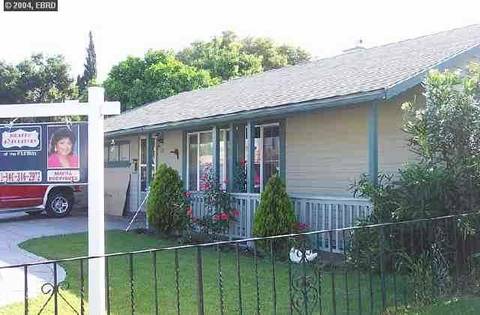 38 Locust Dr, Pittsburg, CA 94565 photo 1