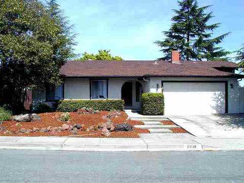 2018 Radcliffe Ct, Martinez, CA 94553 photo 1