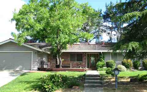 497 Tharp Dr, Moraga, CA 94556 photo 1