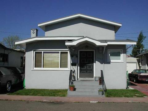 1029 Doris Ct, Alameda, CA 94501 photo 1